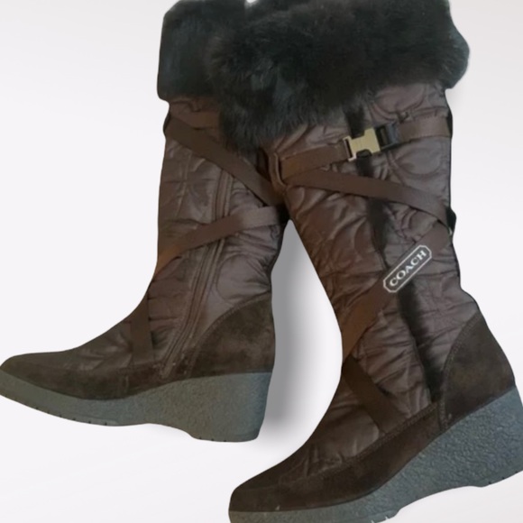 Coach LIKE NEW Mackenzie Brown Boots Made in Italy - Size 6.5